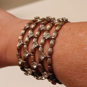 🌻Sparkly Crystal Gold tone Stretch Bracelet